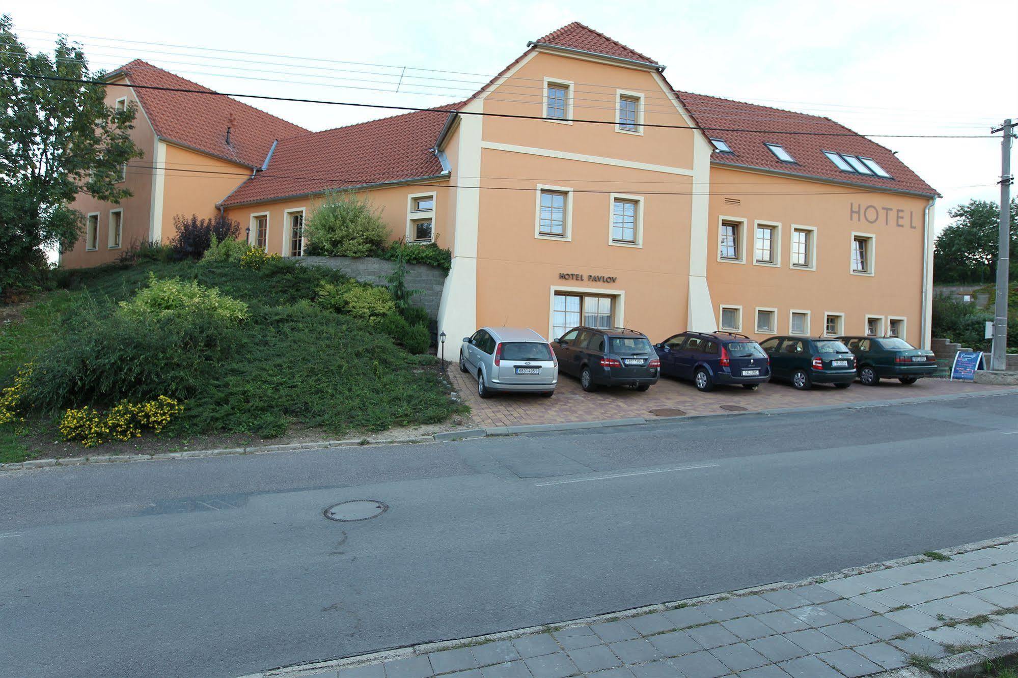 Hotel Pavlov Exterior photo